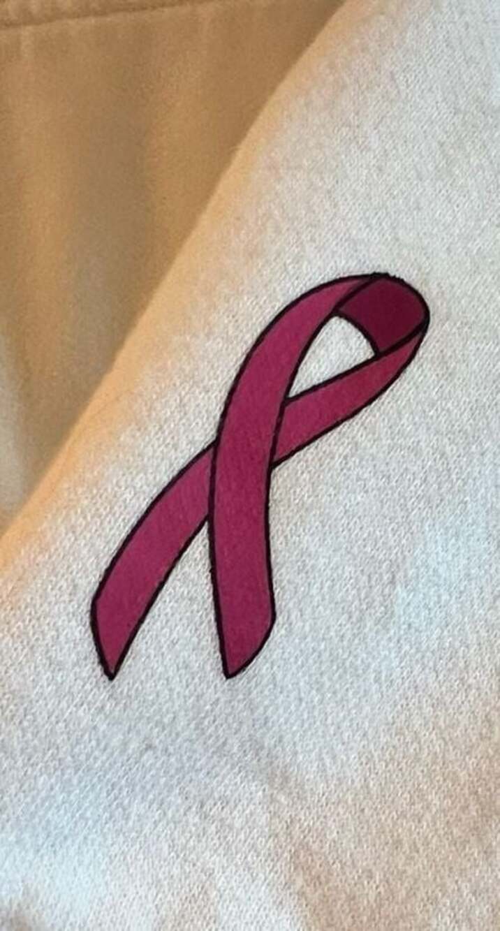 The North Face Women's Medium White Pink Logo Breast Cancer Awareness Hoodie - Picture 4 of 11